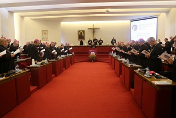 episkopat bierzmowanie marzec 2017